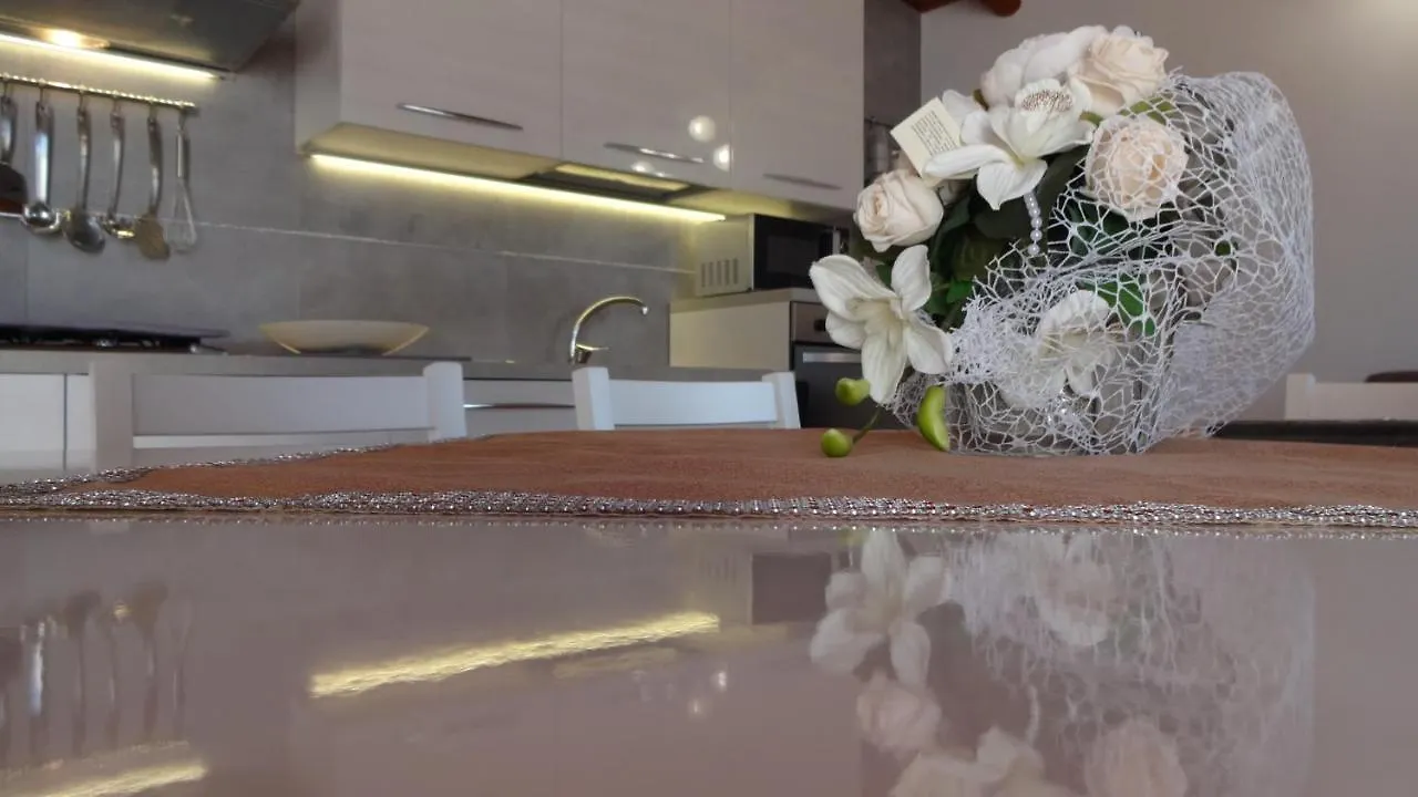 Sweet Holiday House Apartment Fontane Bianche