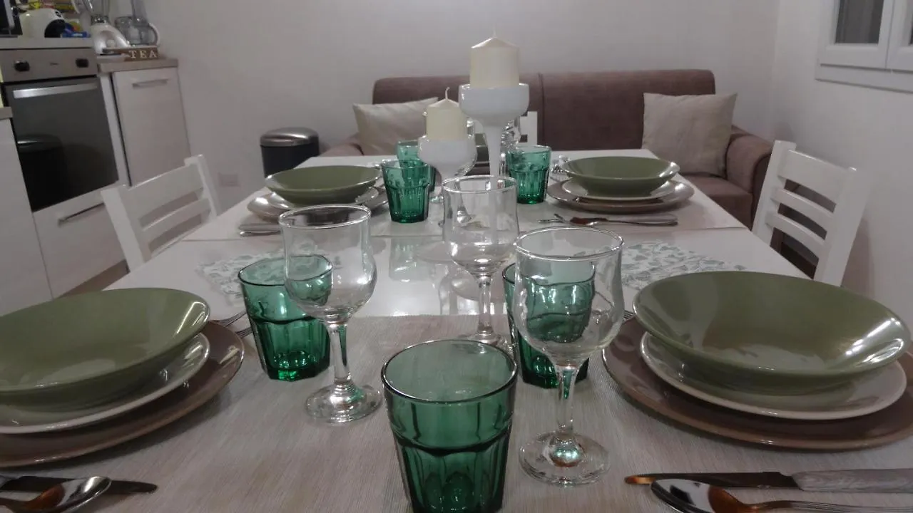 Sweet Holiday House Apartment Fontane Bianche