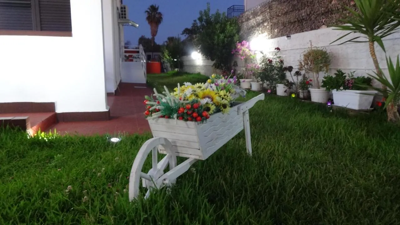 Sweet Holiday House Apartment Fontane Bianche Italy