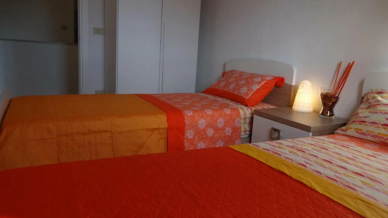Sweet Holiday House Apartment Fontane Bianche