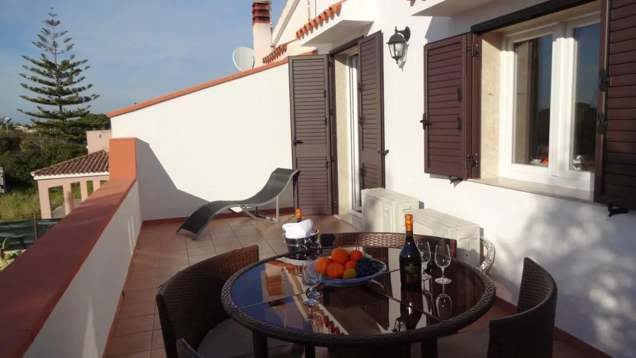Sweet Holiday House Apartment Fontane Bianche